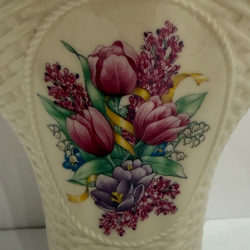 Lenox Springtime Bouquet Ivory China Basketweave Floral Fan Vase Gold Trim USA - Picture 2 of 9